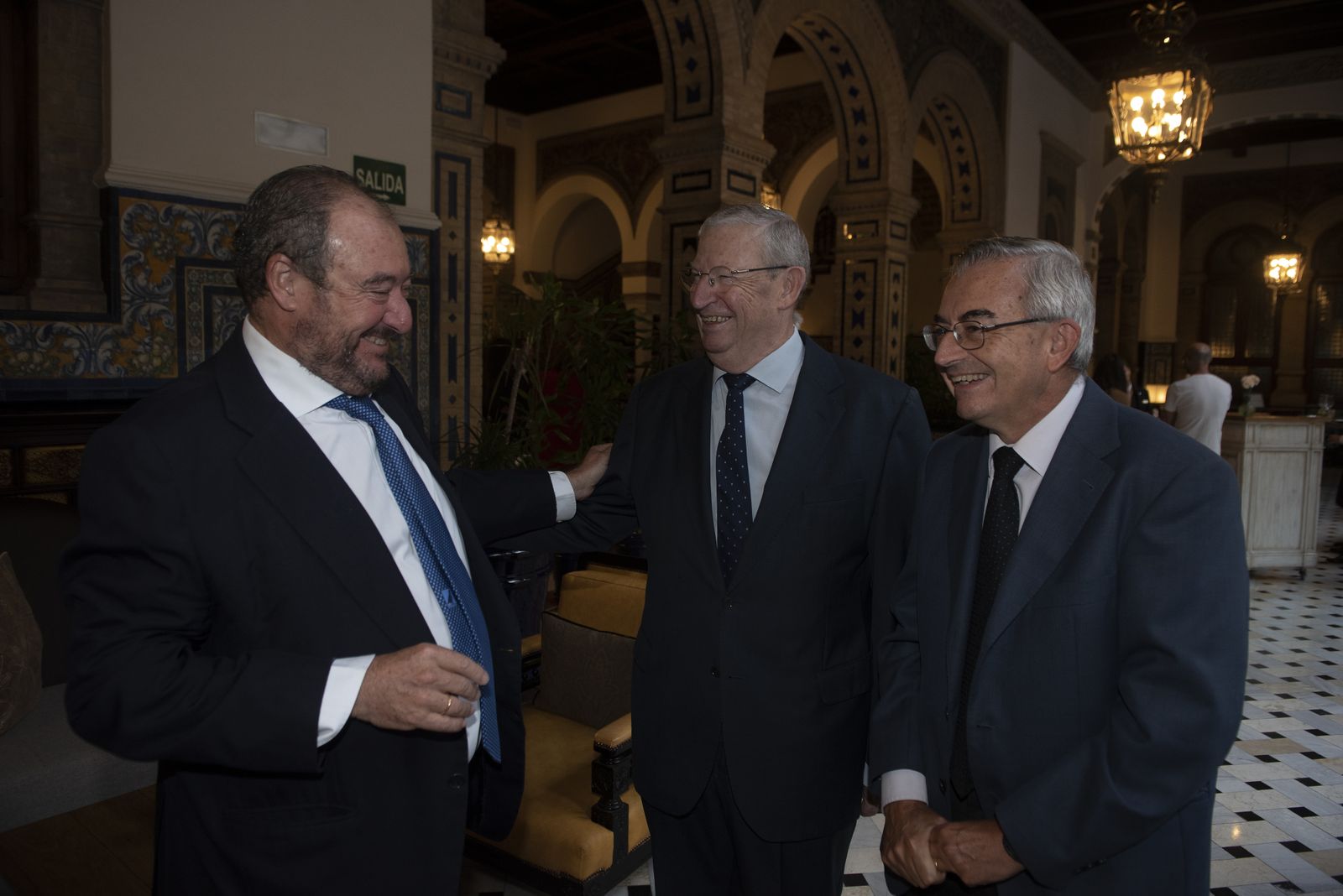 Imágenes del Foro Joly con el director de la Real Academia Española, Santiago Muñoz Machado