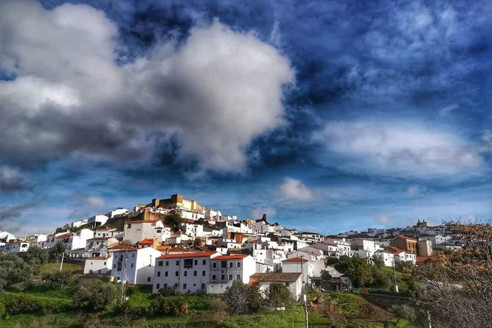 Imagen general de Aroche.