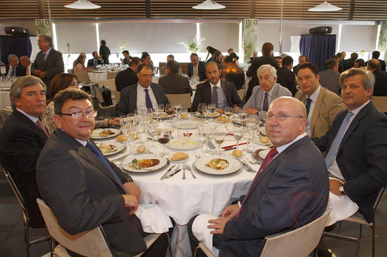 Lorenzo Sánchez Alonso, José Antonio del Cuvillo Cano, Eva Corrales Caballero, Tomás Valiente Aparicio, Juan José Ortiz Quevedo, Ángel Juan Pascual, José Andrés Santos, Jesús Medina y Francisco Rodríguez Rodríguez.

Foto: Joaquín Pino
