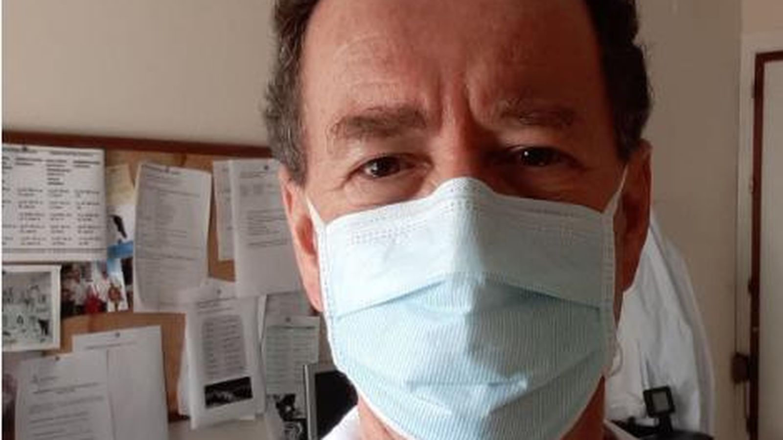 El doctor Salvador Pérez Cortés.