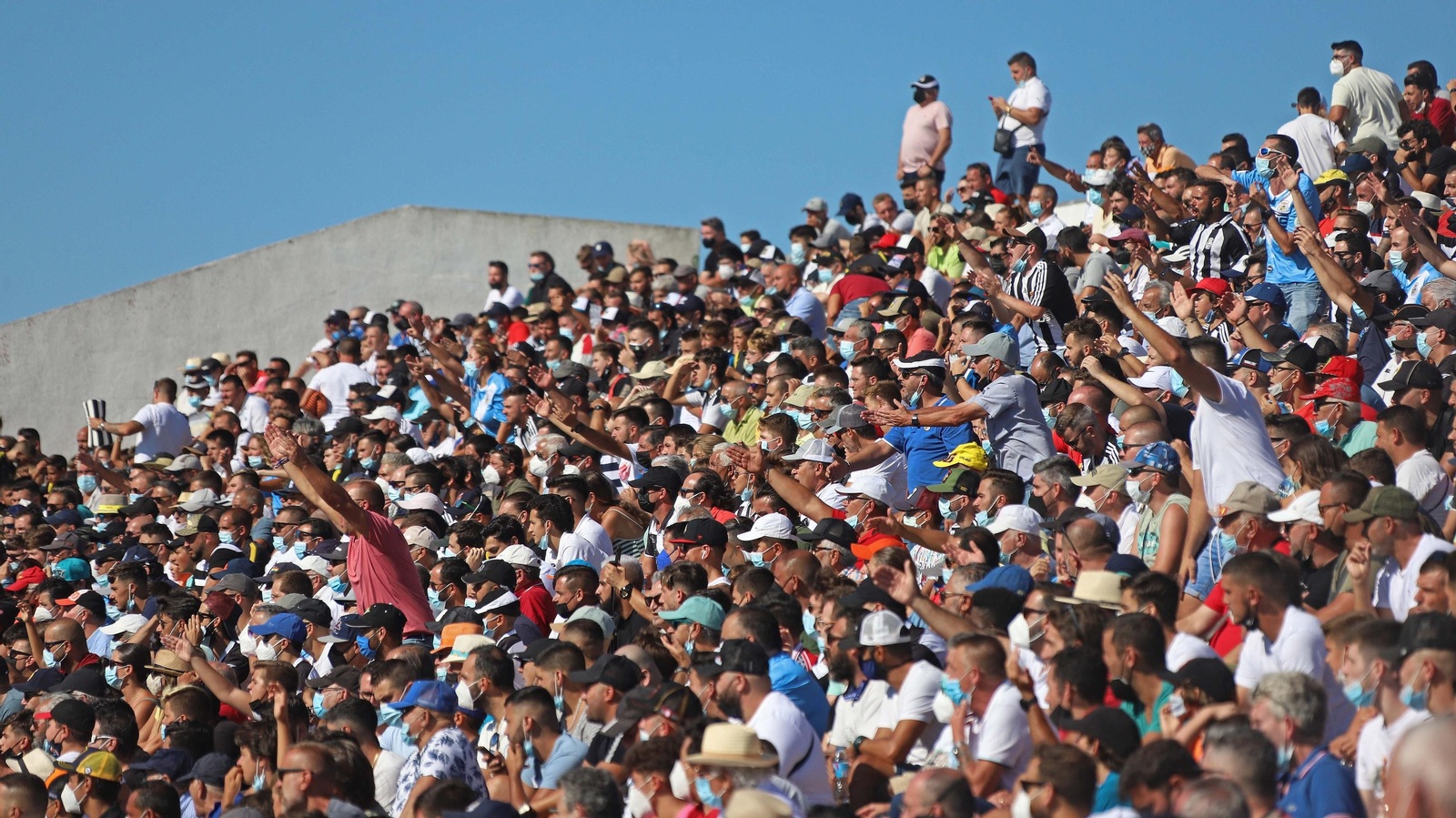 Las mejores fotos del Balona - Real Madrid Castilla en La Línea