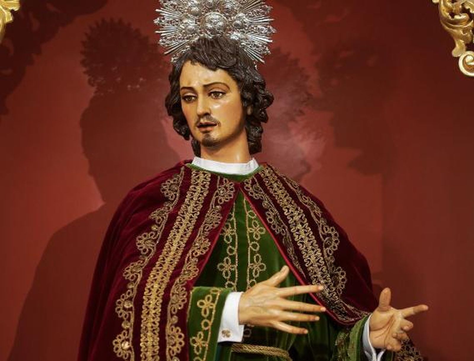 La imagen de San Juan con las nuevas prendas