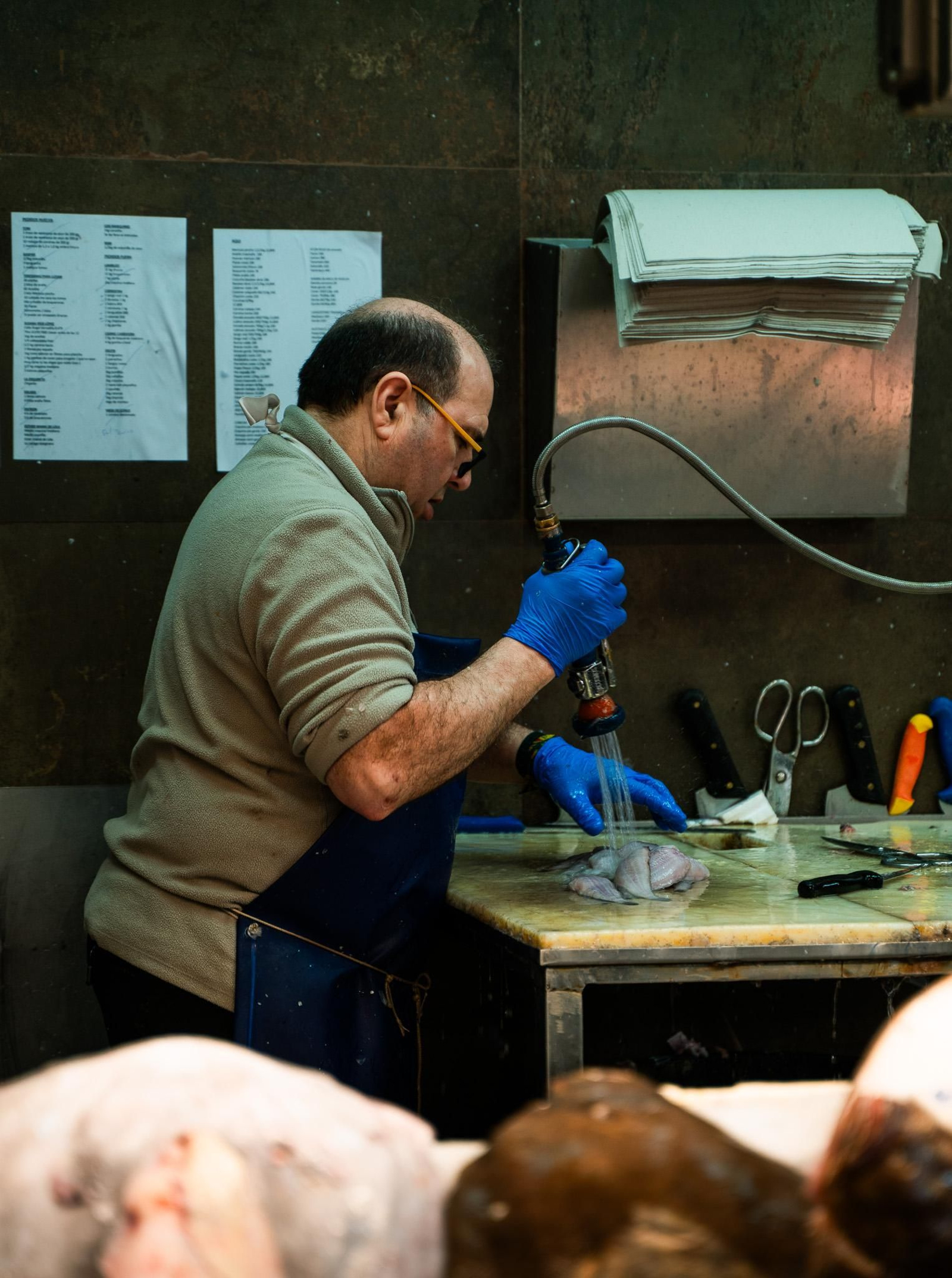 Imágenes del ambiente en el Mercado del Carmen en la mañana del martes