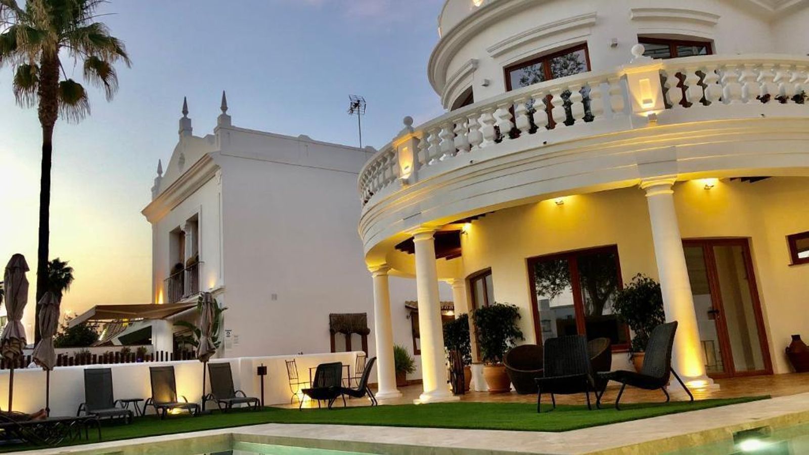 Casa con piscina en El Brillante.