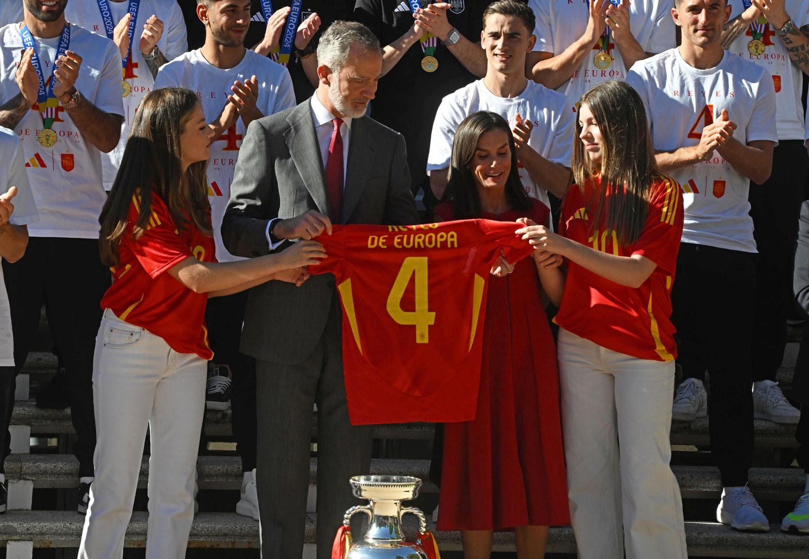 Las fotos de la llegada de los campeones a España