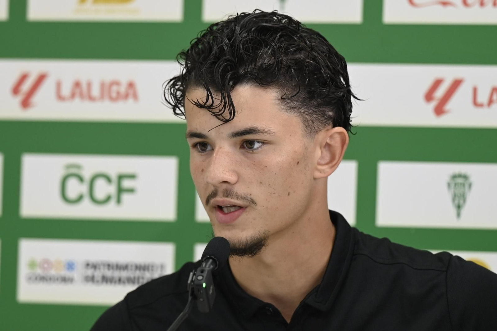 Las mejores fotos de la presentación de Jude Soonsup-Bell con el Córdoba CF