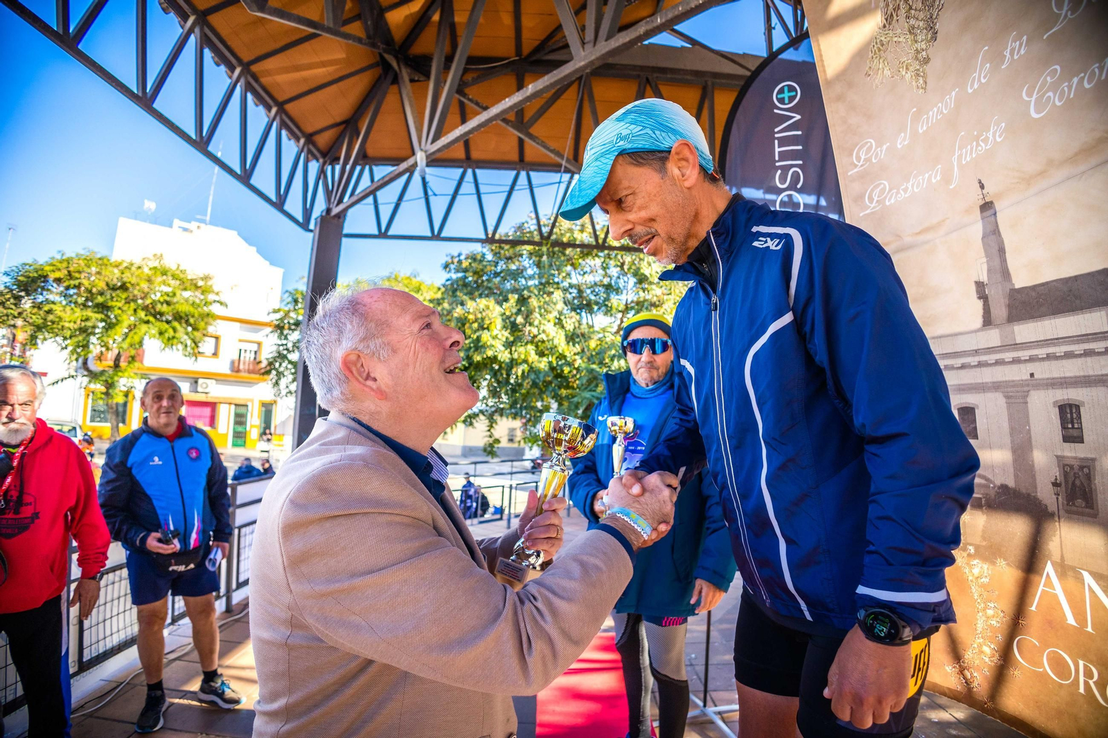Gran ambiente en la Carrera Solidaria de la Divina Pastora en San Fernando