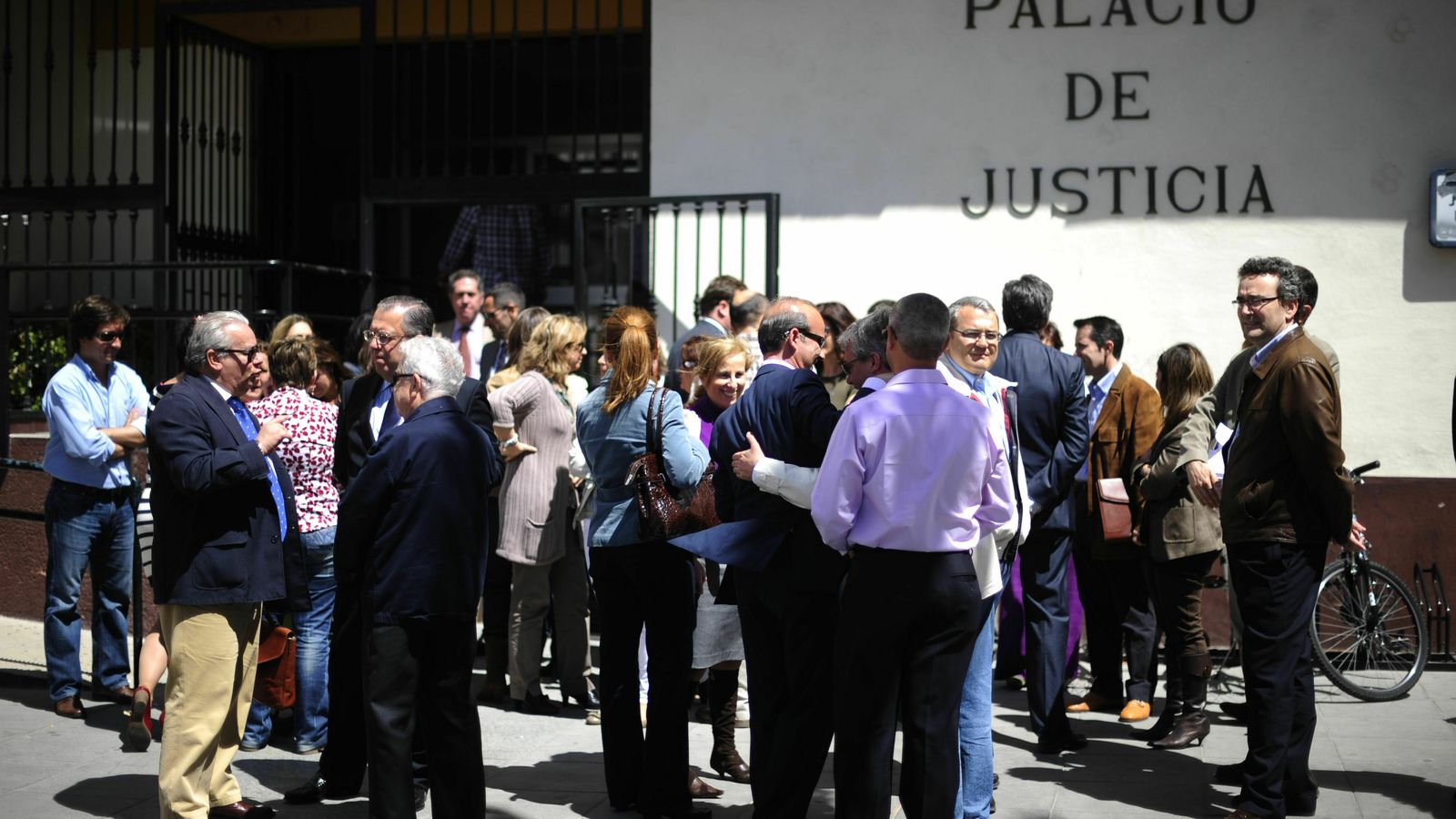 A instancias del Colegio de Abogados, en 2009 y 2011 se organizaron concentraciones para exigir el cuarto juzgado para San Fernando.