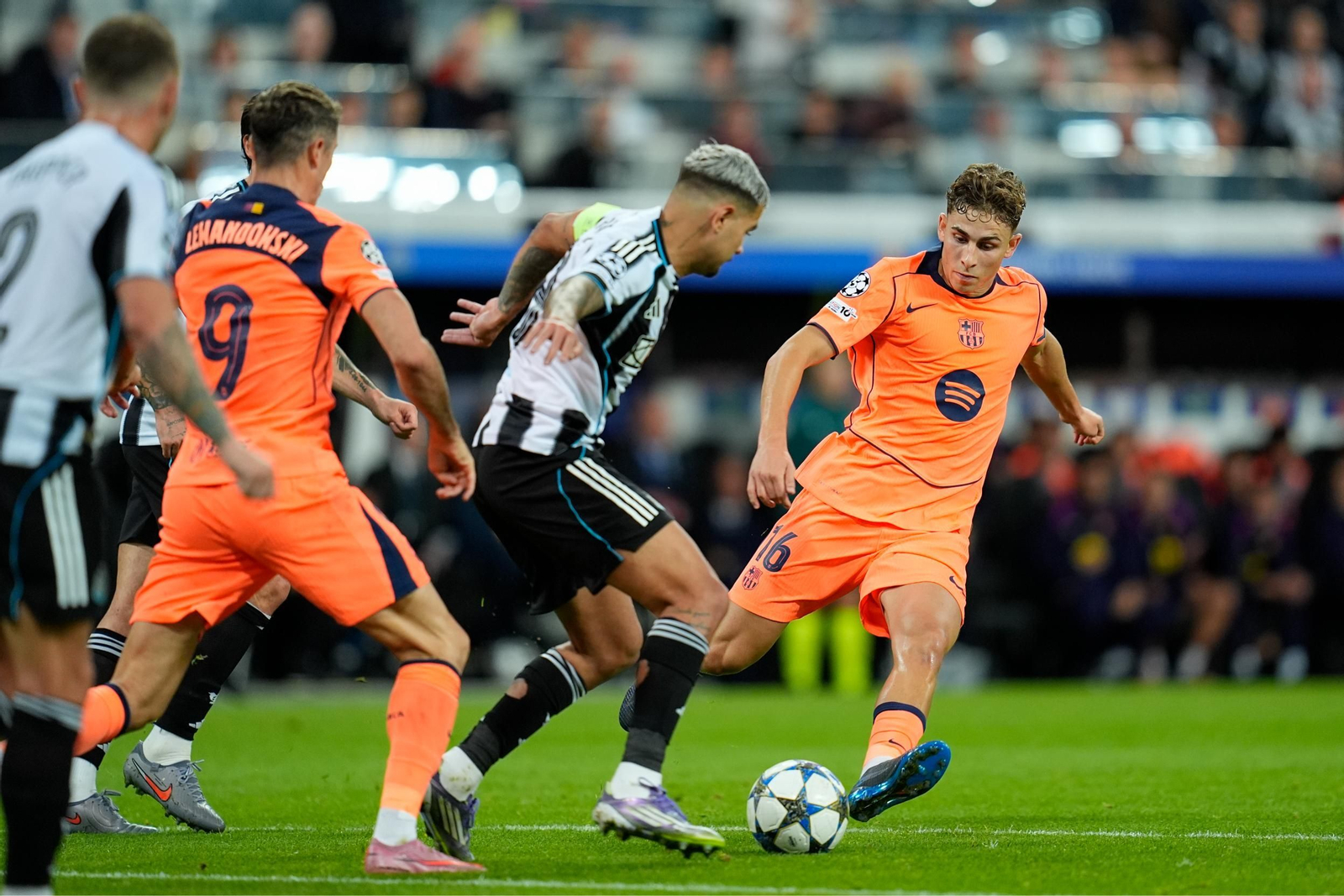 Las fotos del Newcastle-Barcelona