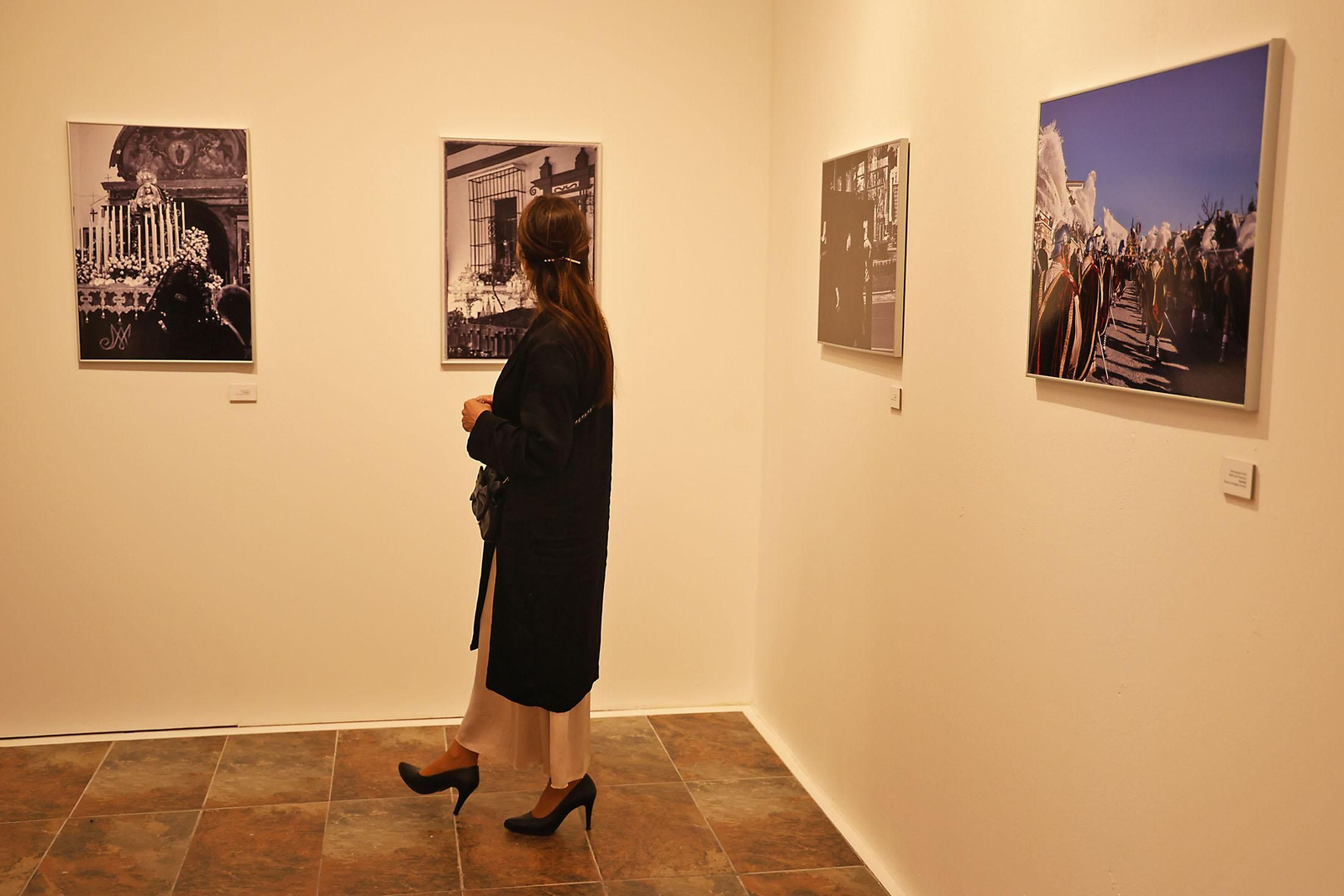 Inauguración de la Exposición de fotografías Huelva, provincia cofrade de Huelva Información en la Diputación de Huelva