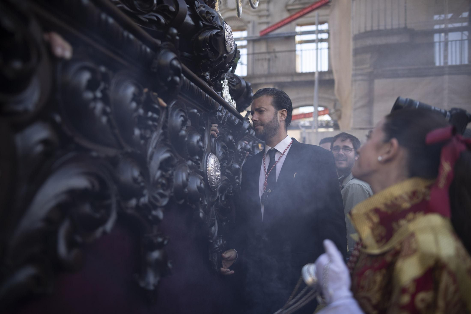 Imágenes de la salida extraordinaria de La Borriquita por las calles de Huelva