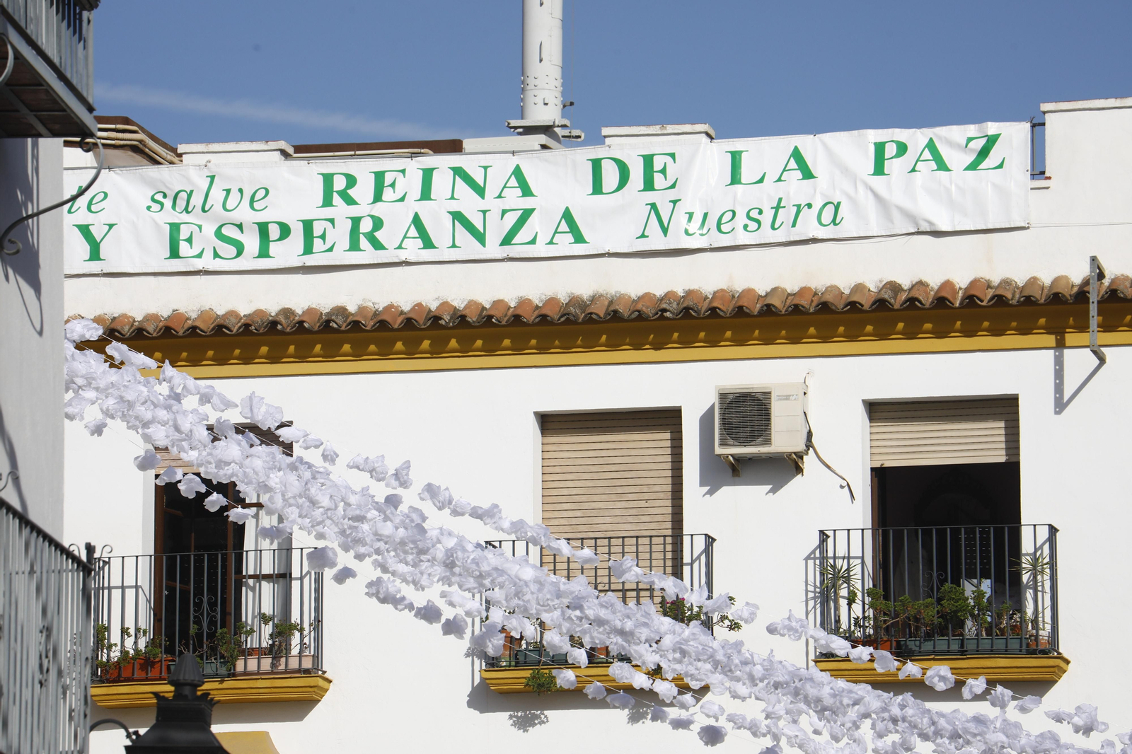 Córdoba se engalana para la coronación pontificia de la Virgen de la Paz y Esperanza, en imágenes