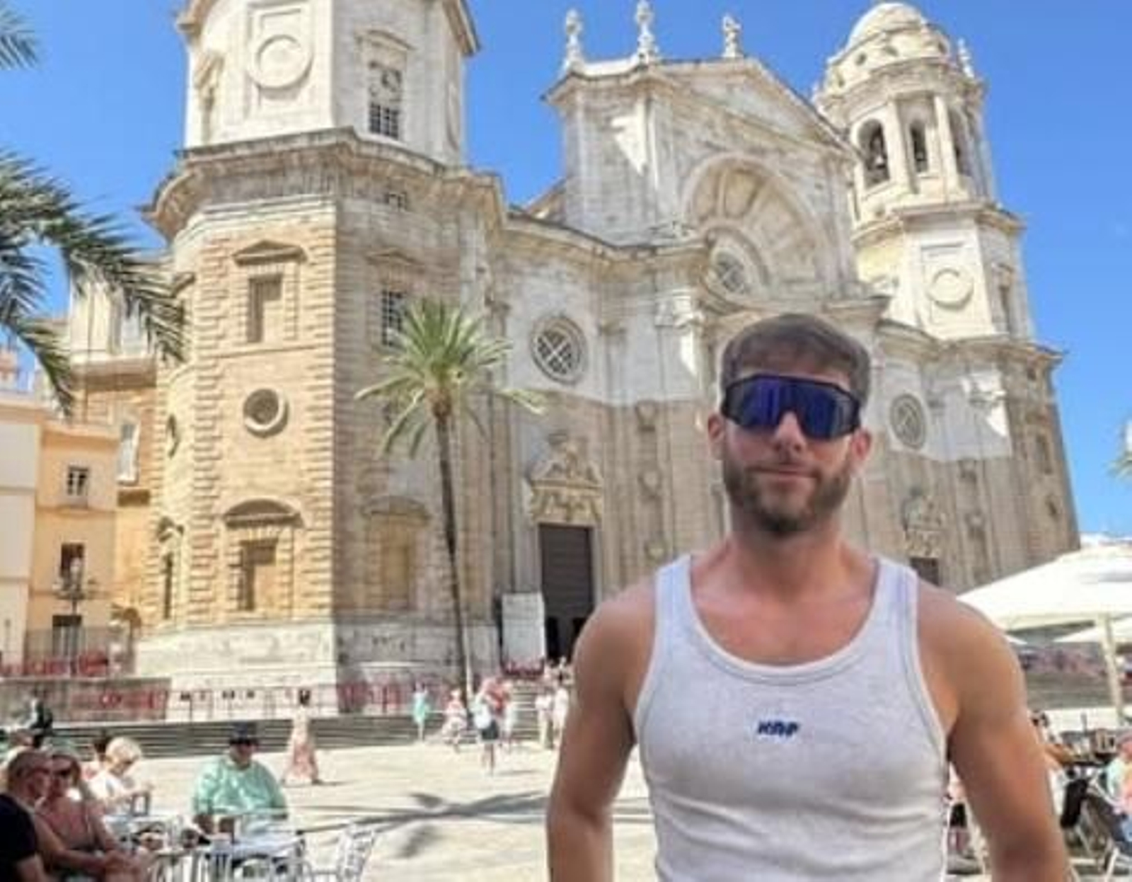 El presentador César Muñoz de escapada veraniega en Cádiz