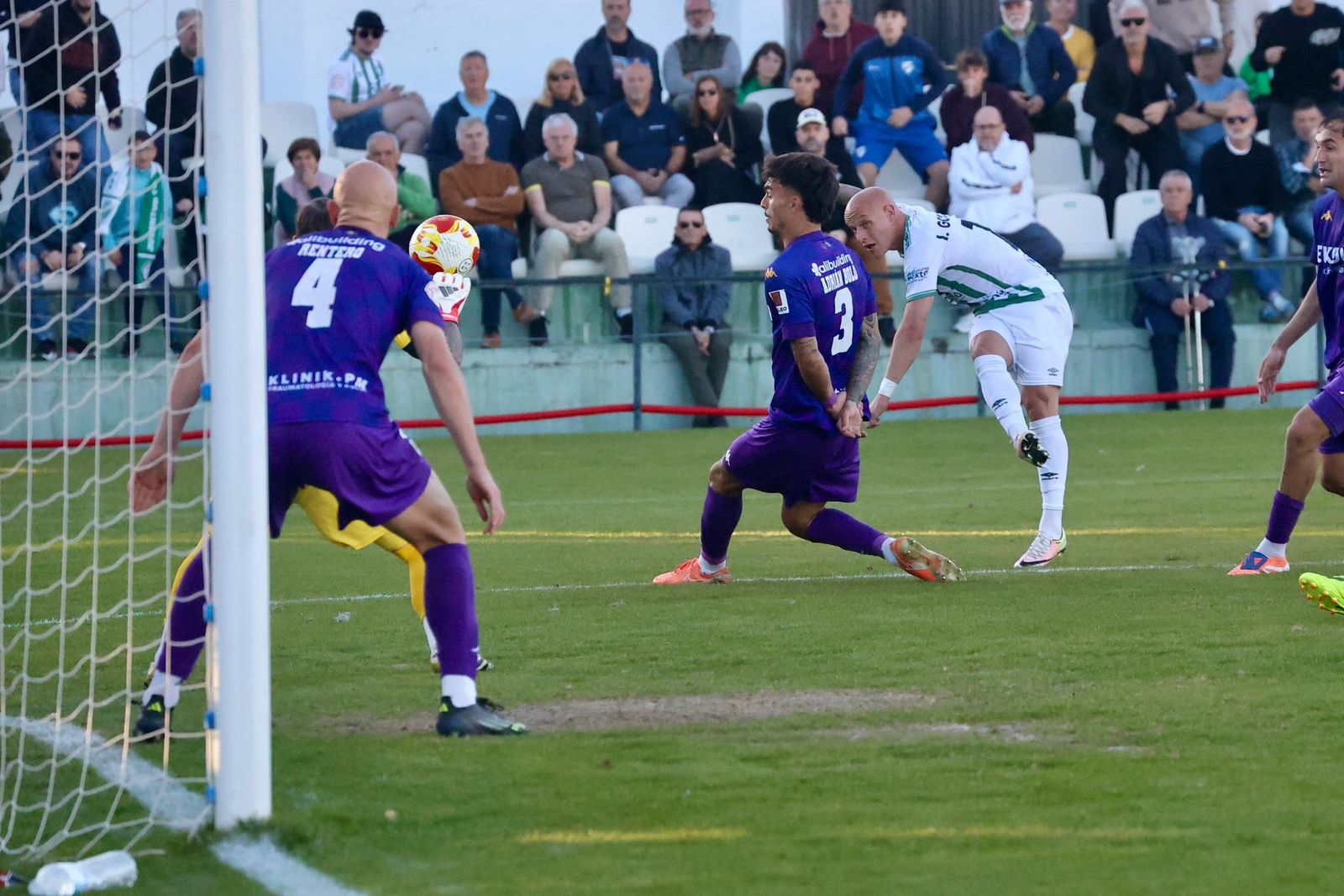 El Juventud de Torremolinos empata al Hércules en el 98' (2-2)