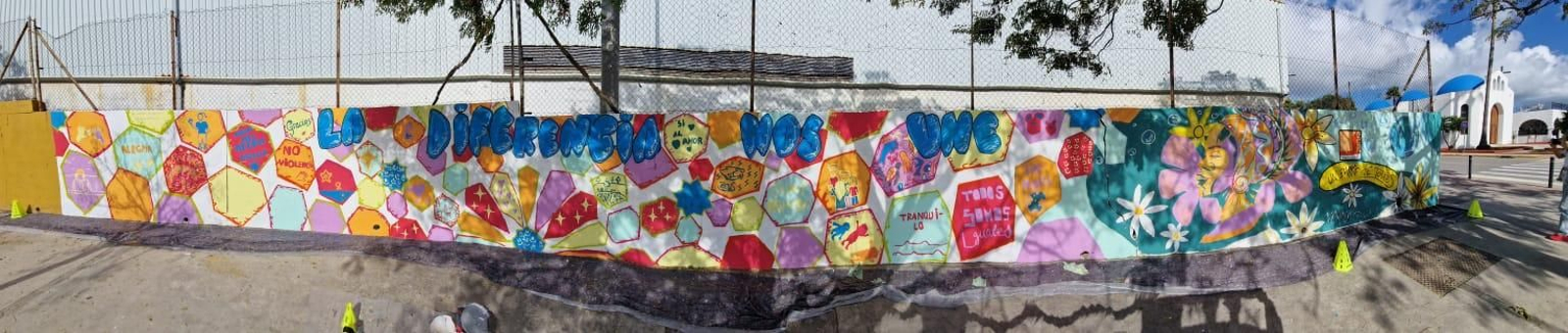 Fotos del mural por la inclusión del colegio Caetaria de Algeciras