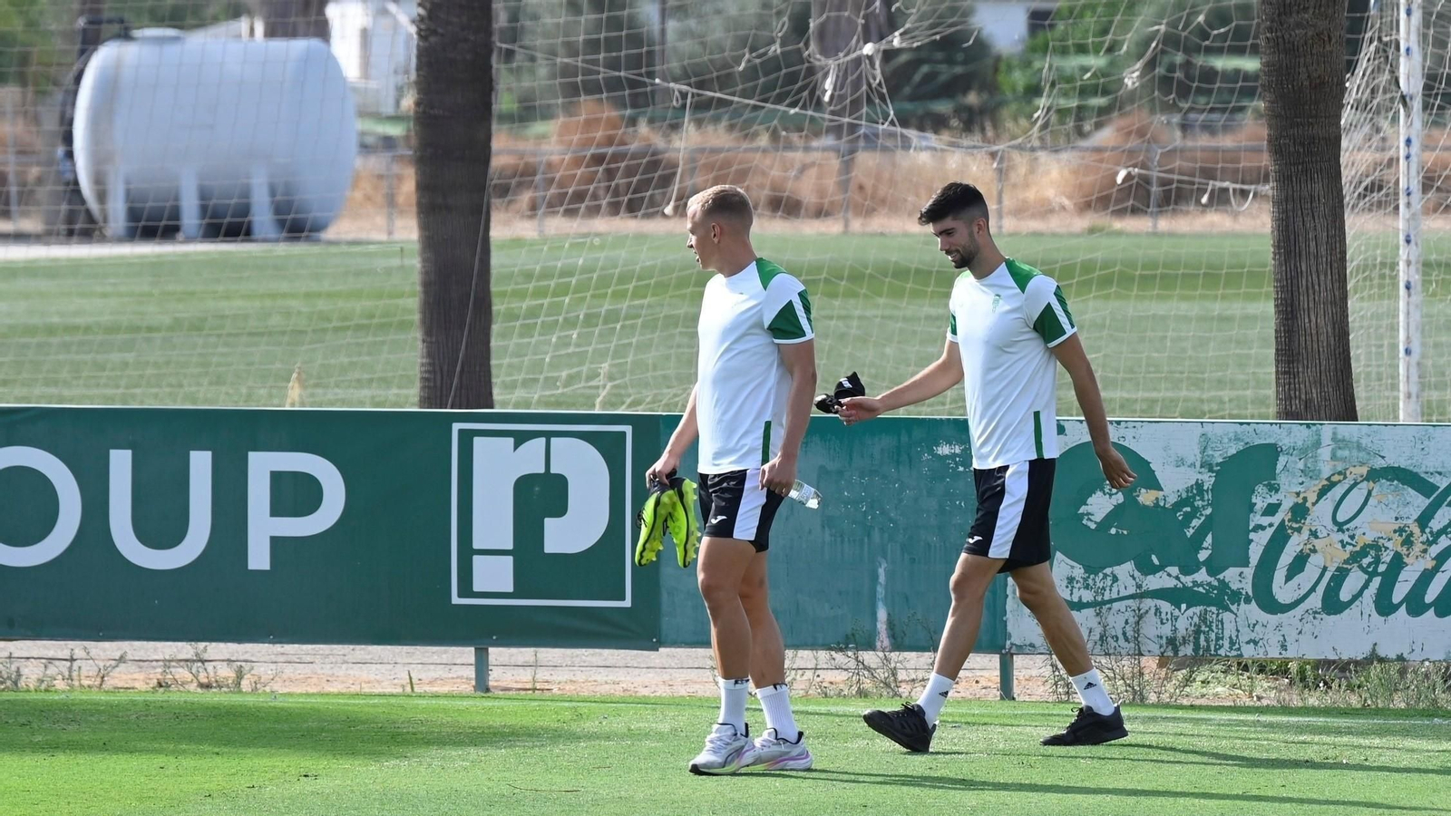 Théo Zidane y Obolskii, antes del inicio de un entrenamiento.
