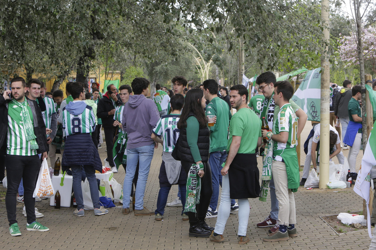 Afición Bética en la Alameda