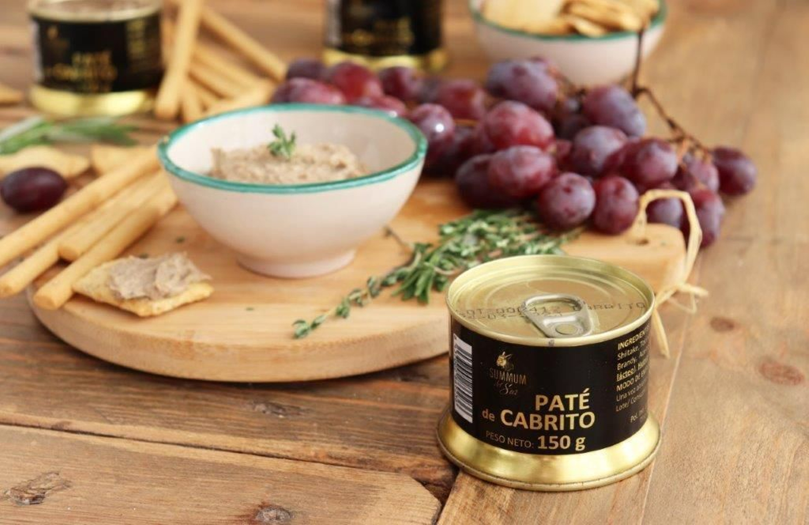Paté de cabrito con uvas