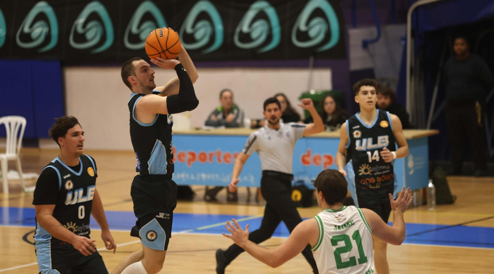 Las fotos del ULB-Andújar de Tercera FEB