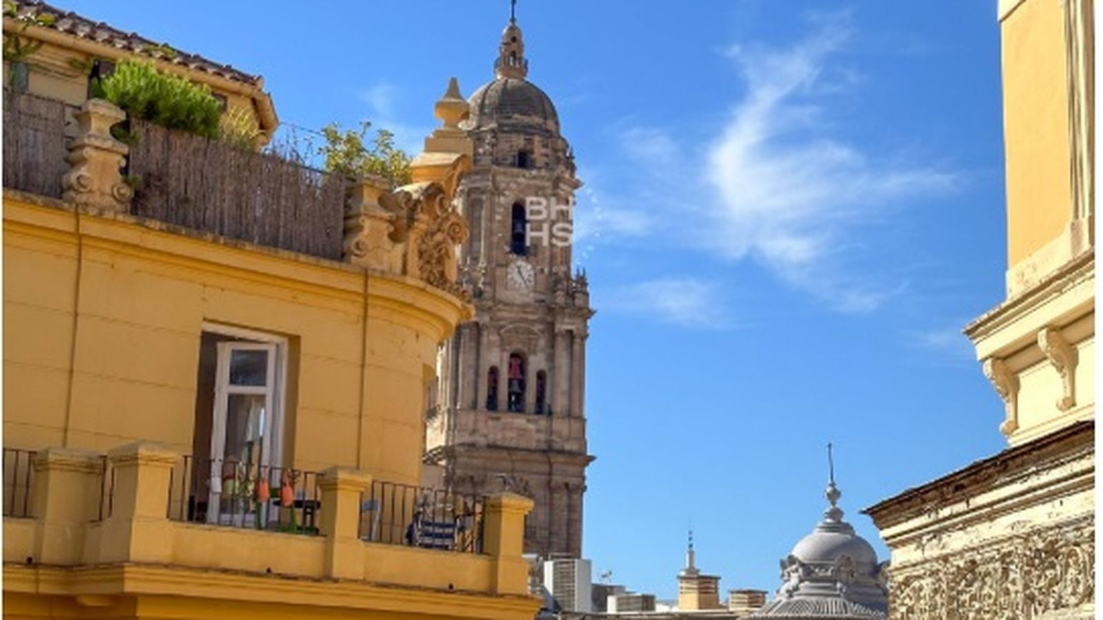 Vistas a la Catedral desde el inmueble.