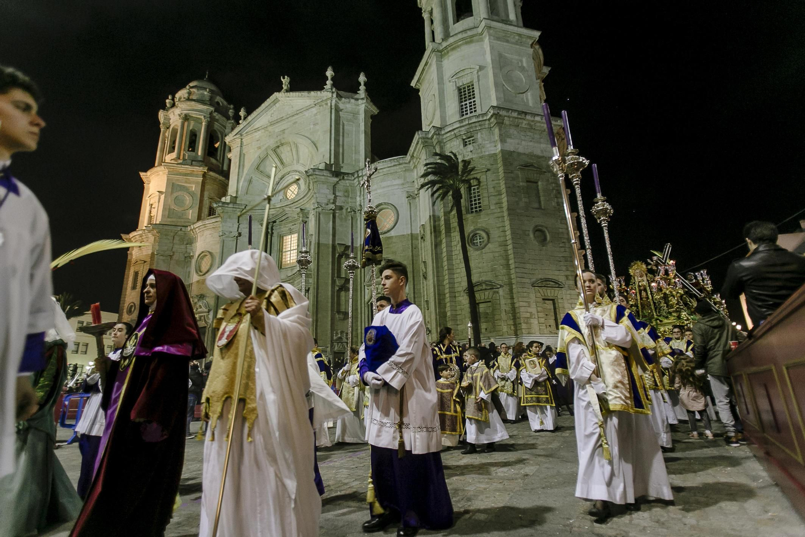 Imágenes del Jueves Santo en Cádiz