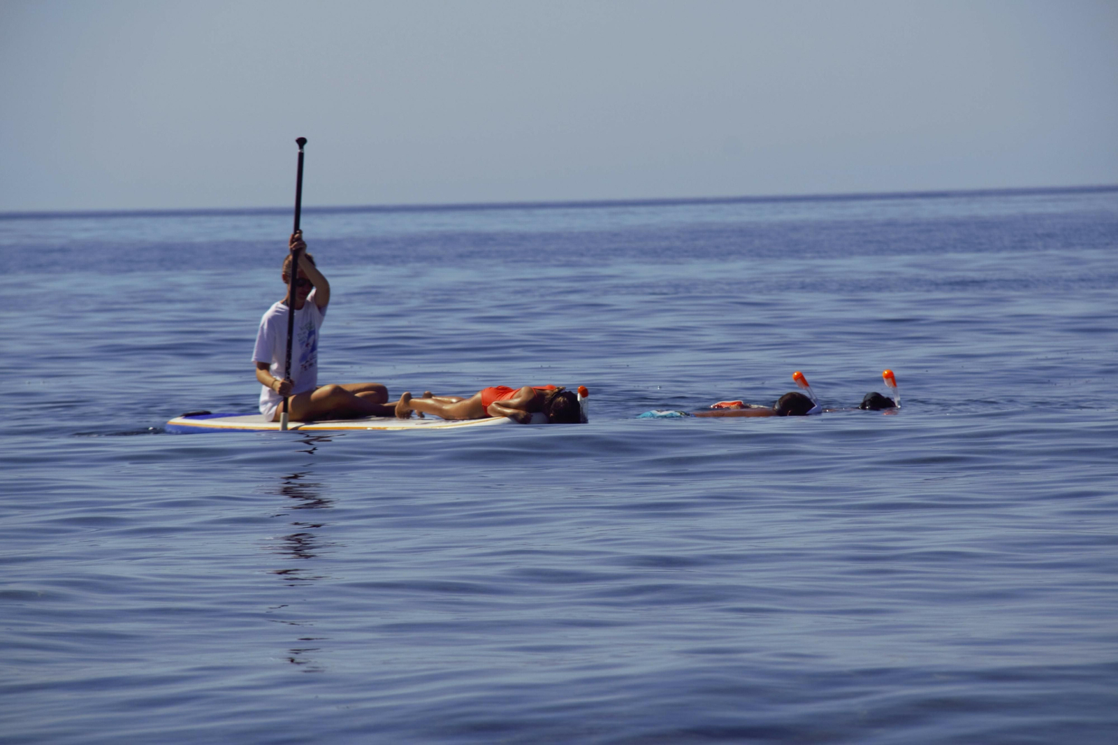 Las imágenes de la partida submarina de ajedrez en Carchuna