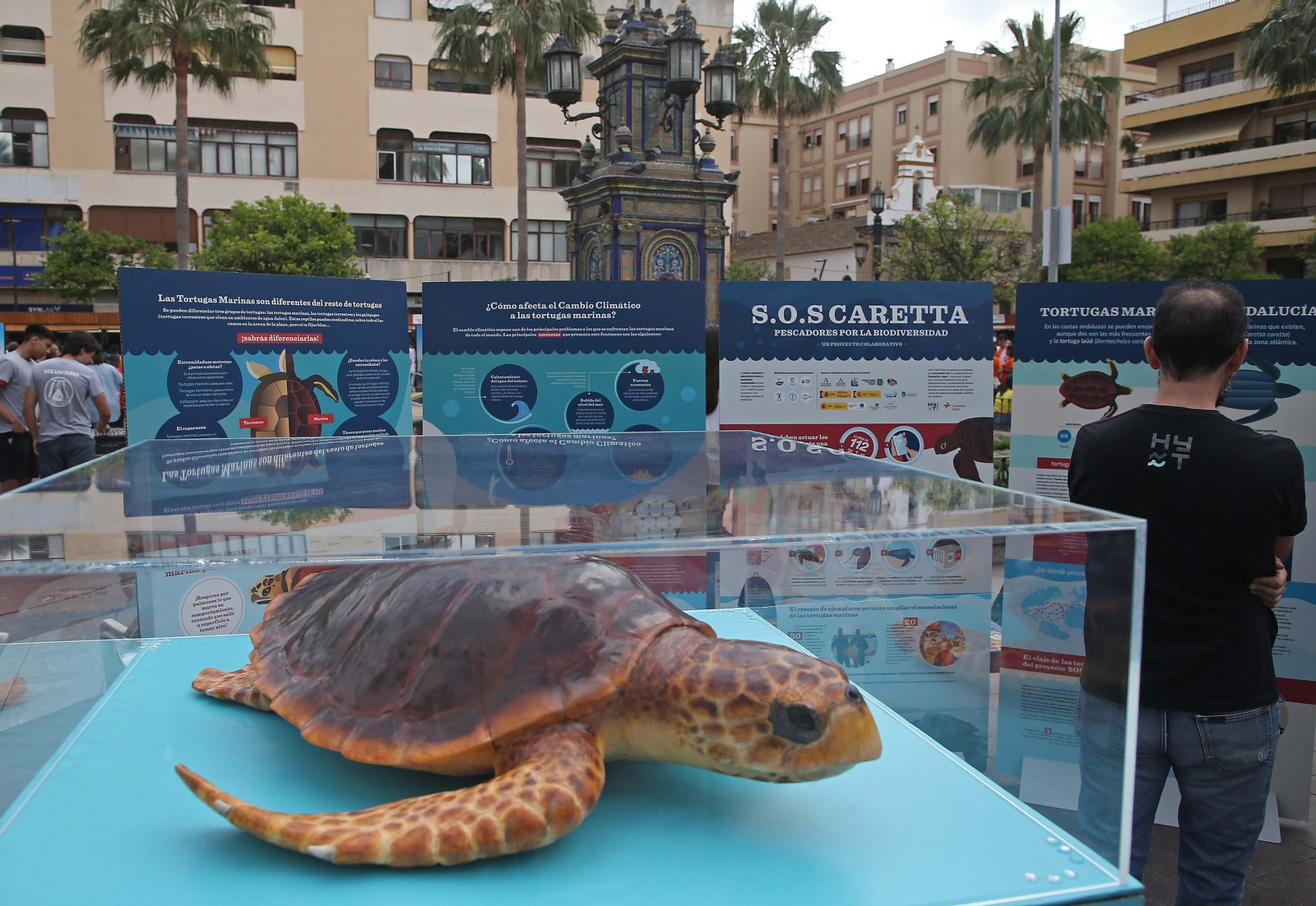 Fotos de la primera jornada de Diverciencia 2023 en Algeciras