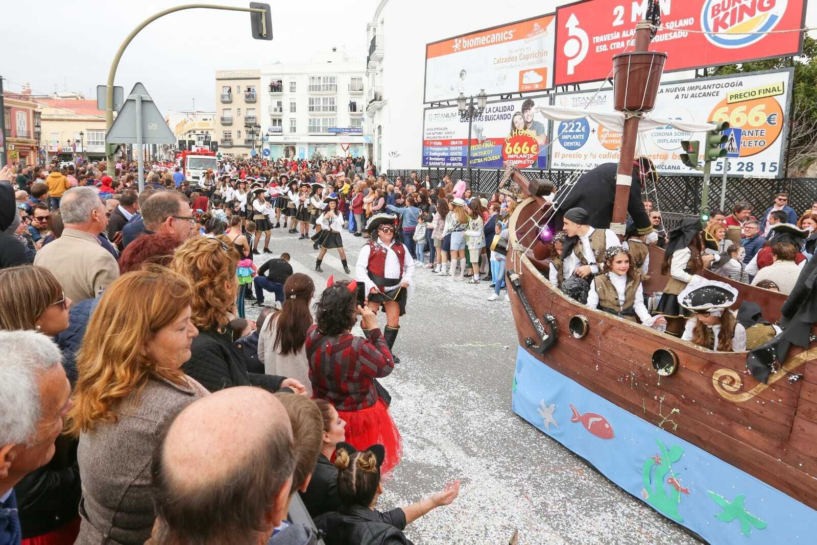 Imágenes de la Cabalgata del Humor en Chiclana