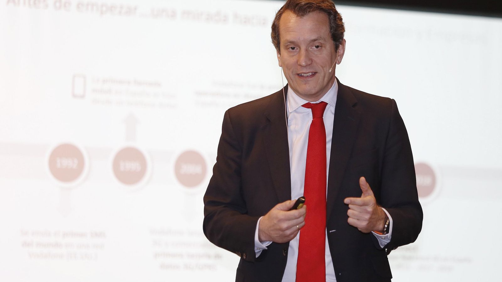 Ponencia del director de Corporate y AAPP de Vodafone Business España, Carlos Becker.