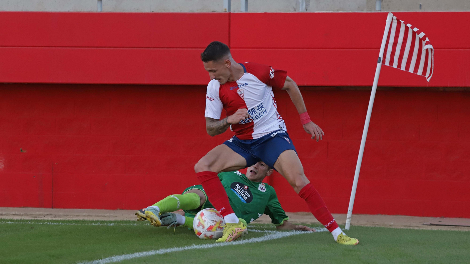 Elejalde, en el partido ante el Deportivo.