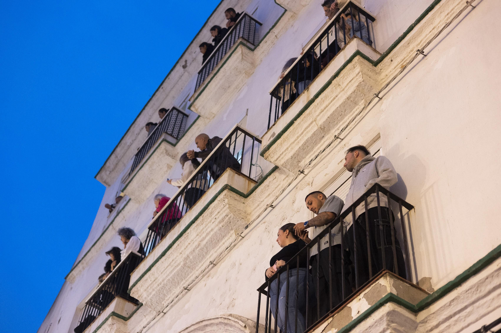 Las imágenes de la cofradía del Nazareno  este Jueves Santo en la Semana Santa de Cádiz de 2024