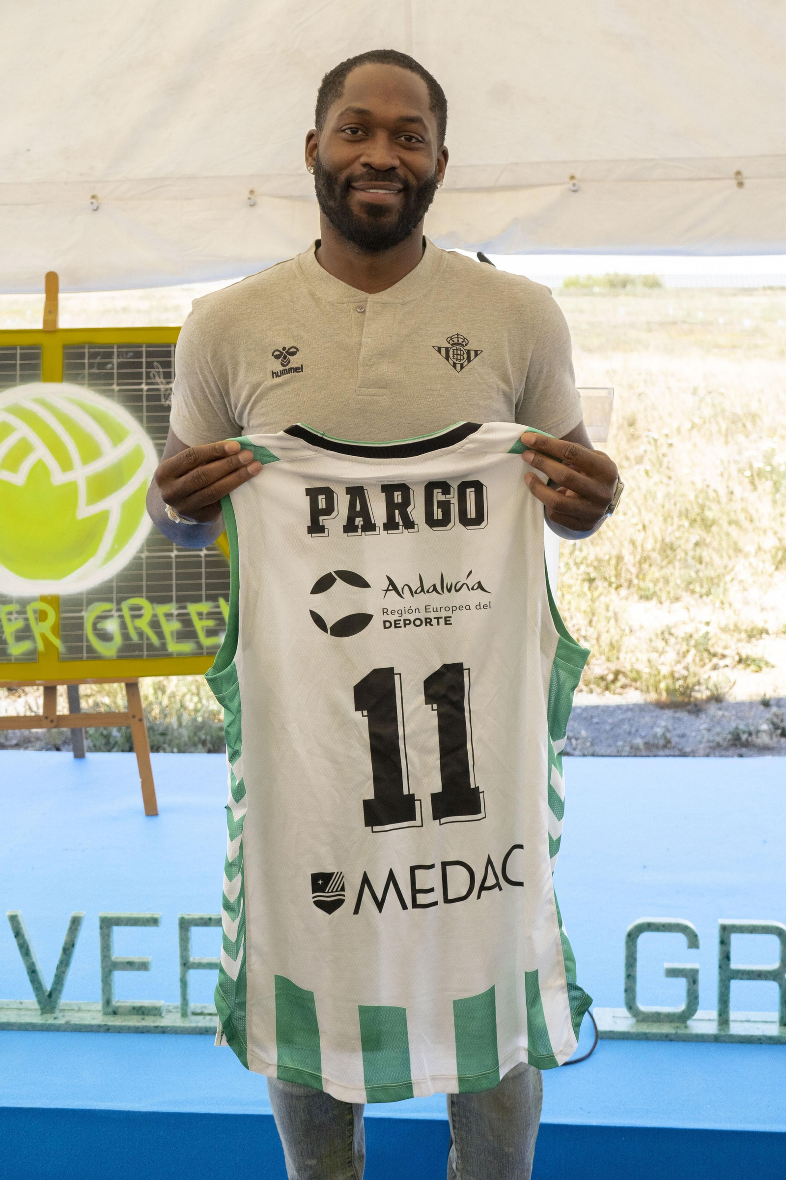 Jeremy Pargo, con la camiseta número 11 que defendió Evans hasta marcharse al Valencia.