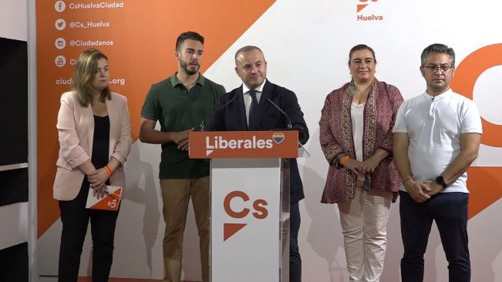Julio Díaz cerró campaña en la sede del partido en Huelva.