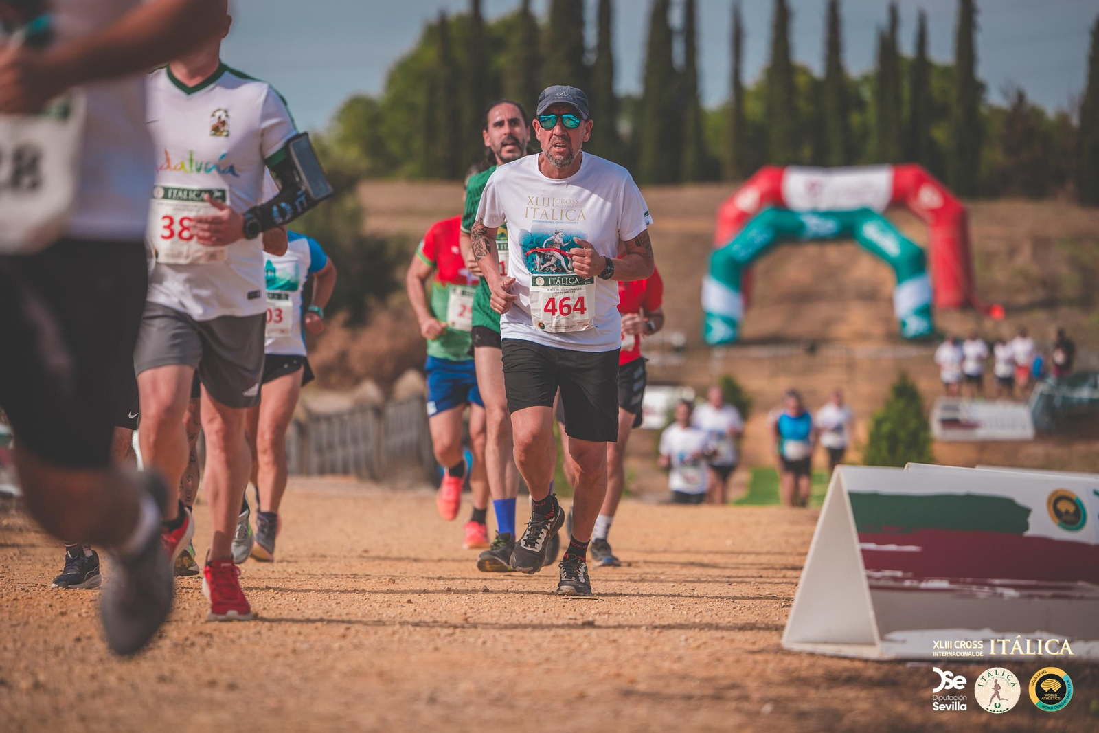 Búscate en las fotos del Cross de Itálica 2025 | 2