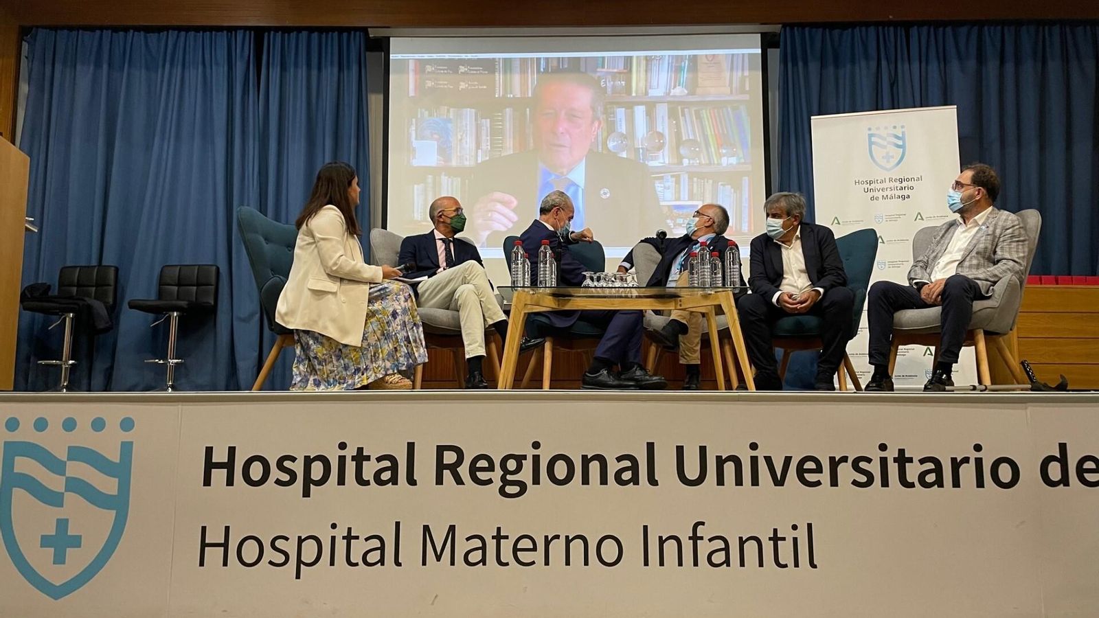 Momento de la intervención de Federico Mayor Zaragoza.