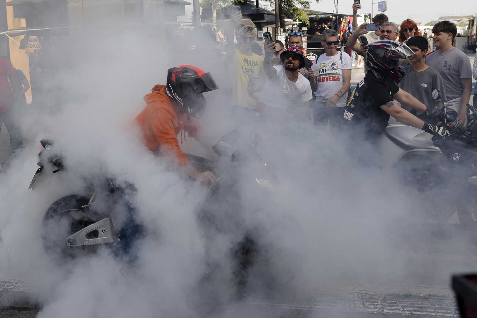 Las imágenes del viernes de Motorada en El Puerto por el Gran Premio de Motociclismo de Jerez 2025
