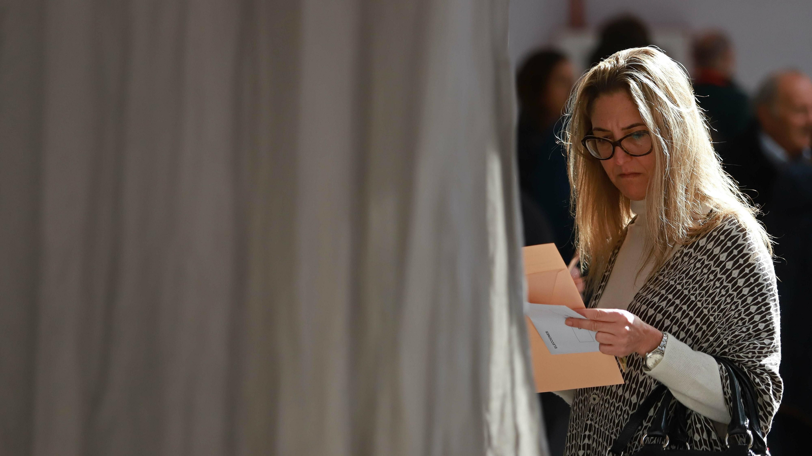 Las mejores fotos de la jornada electoral en Algeciras