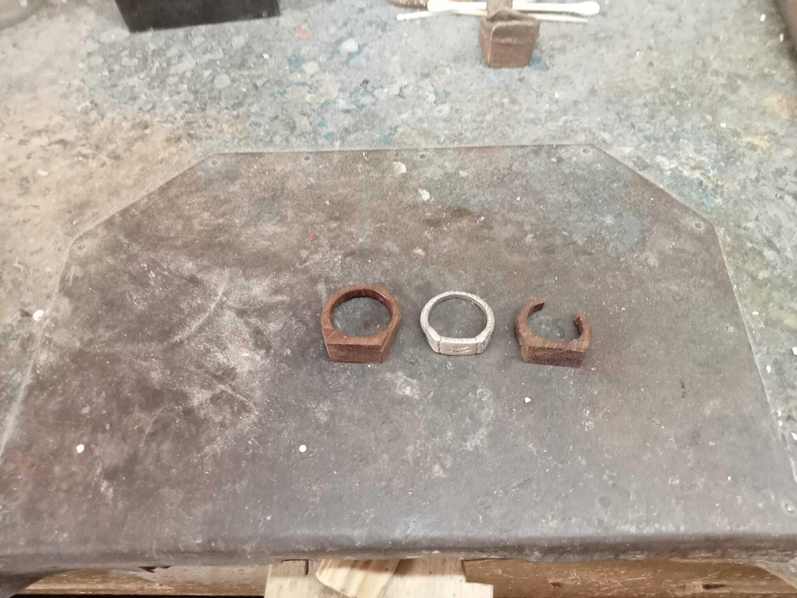 Molde de anillos fenicios Molde de anillos fenicios
