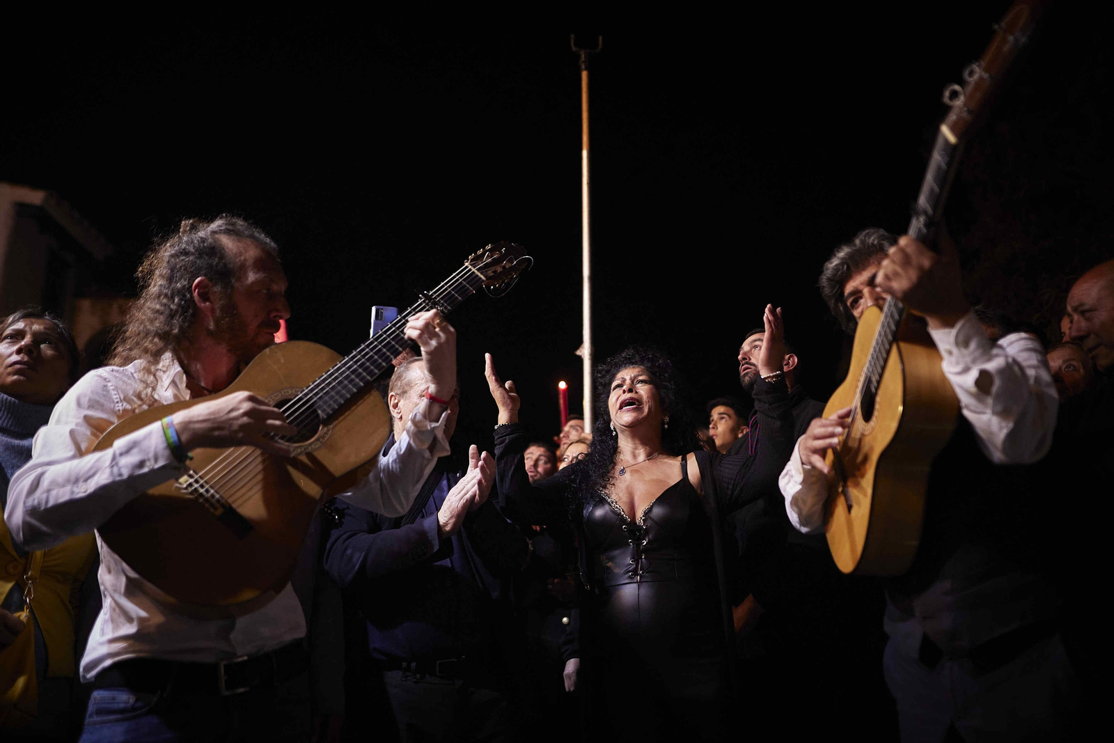 Imágenes: El Sacromonte se rinde ante su Cristo