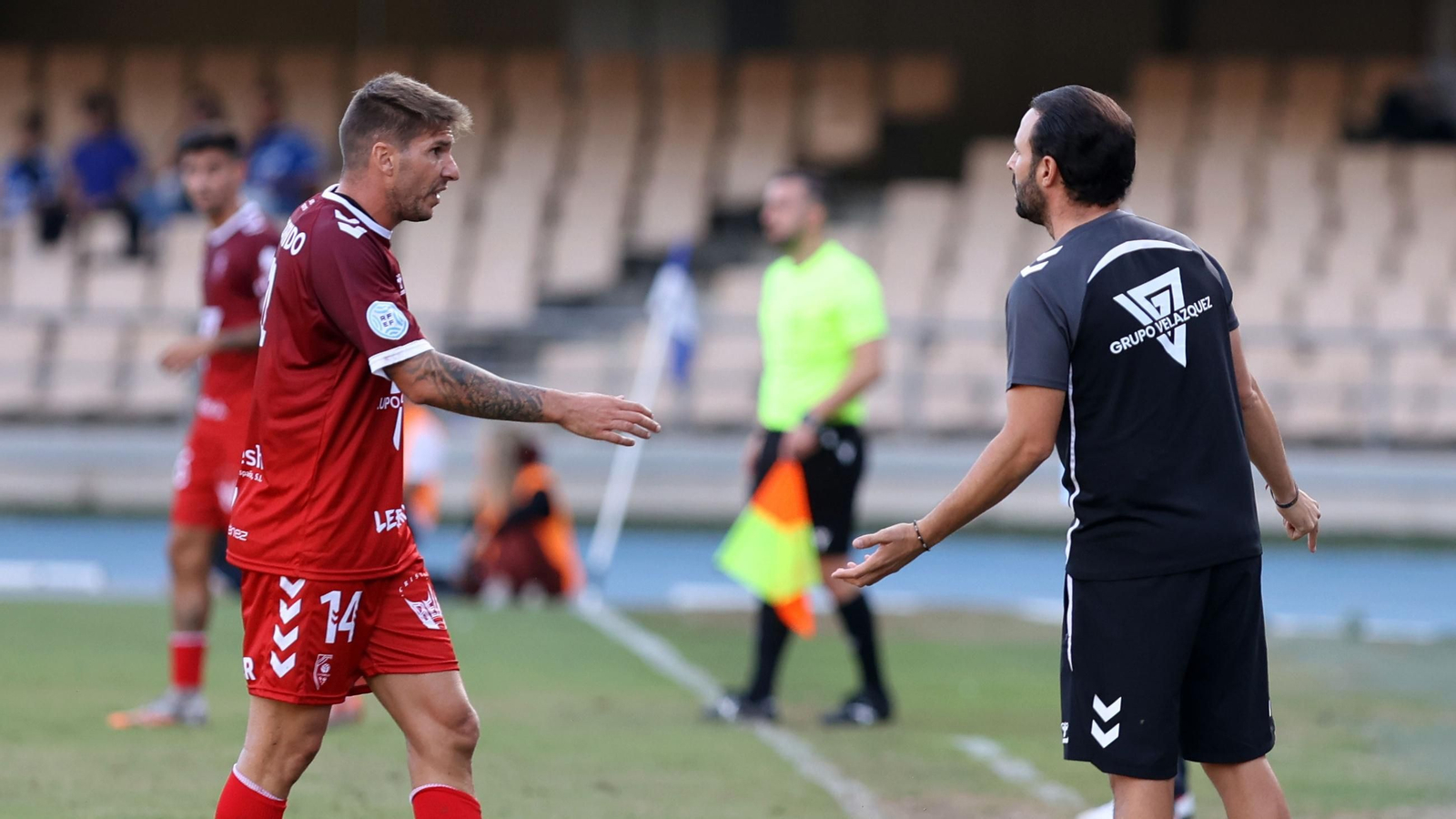 Imágenes del Xerez DFC contra el Atlético Antoniano en Chapín