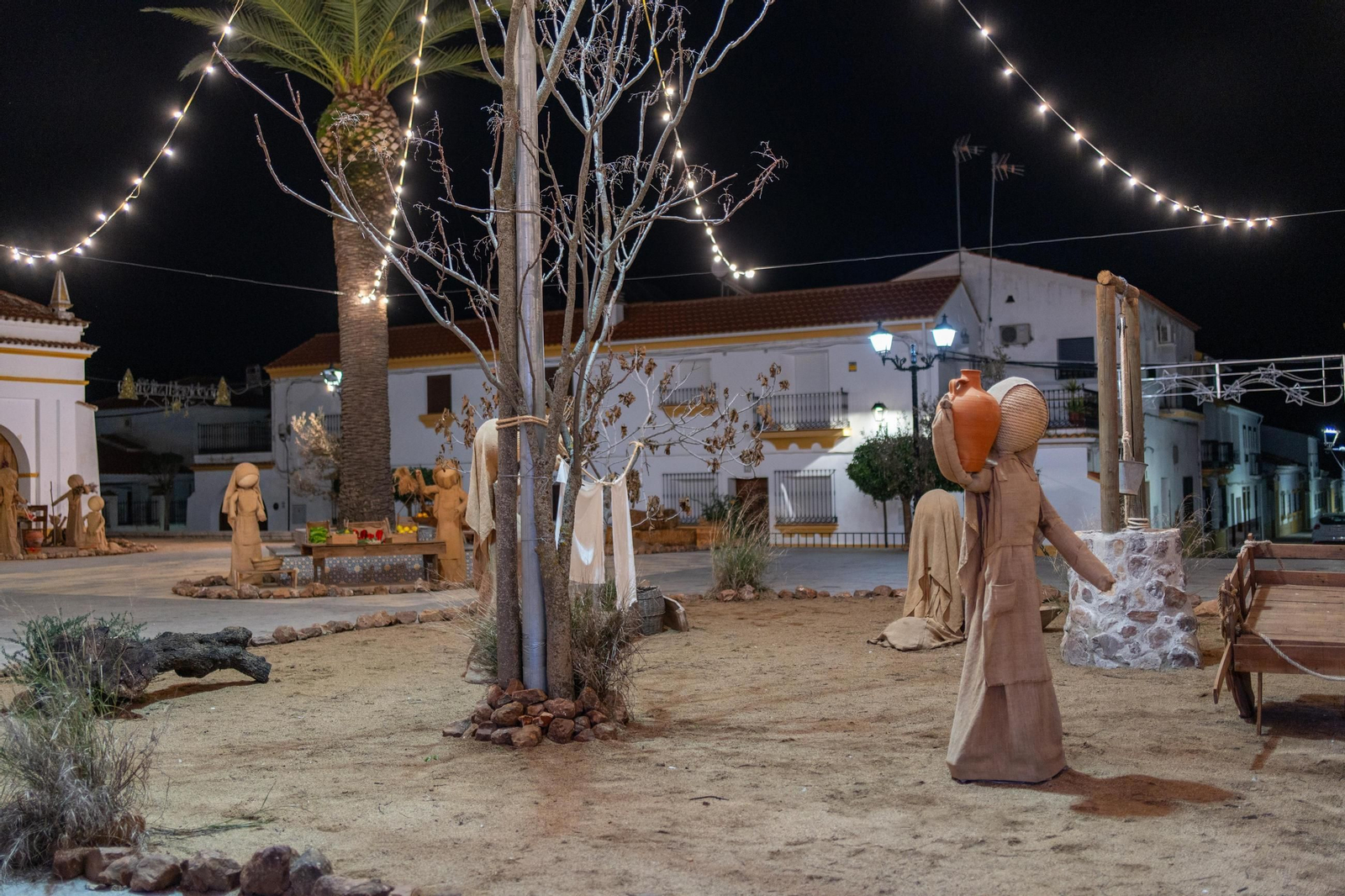Los Blázquez se transforma con su gran belén de Navidad, en imágenes Los Blázquez se transforma con su gran belén de Navidad, en imágenes