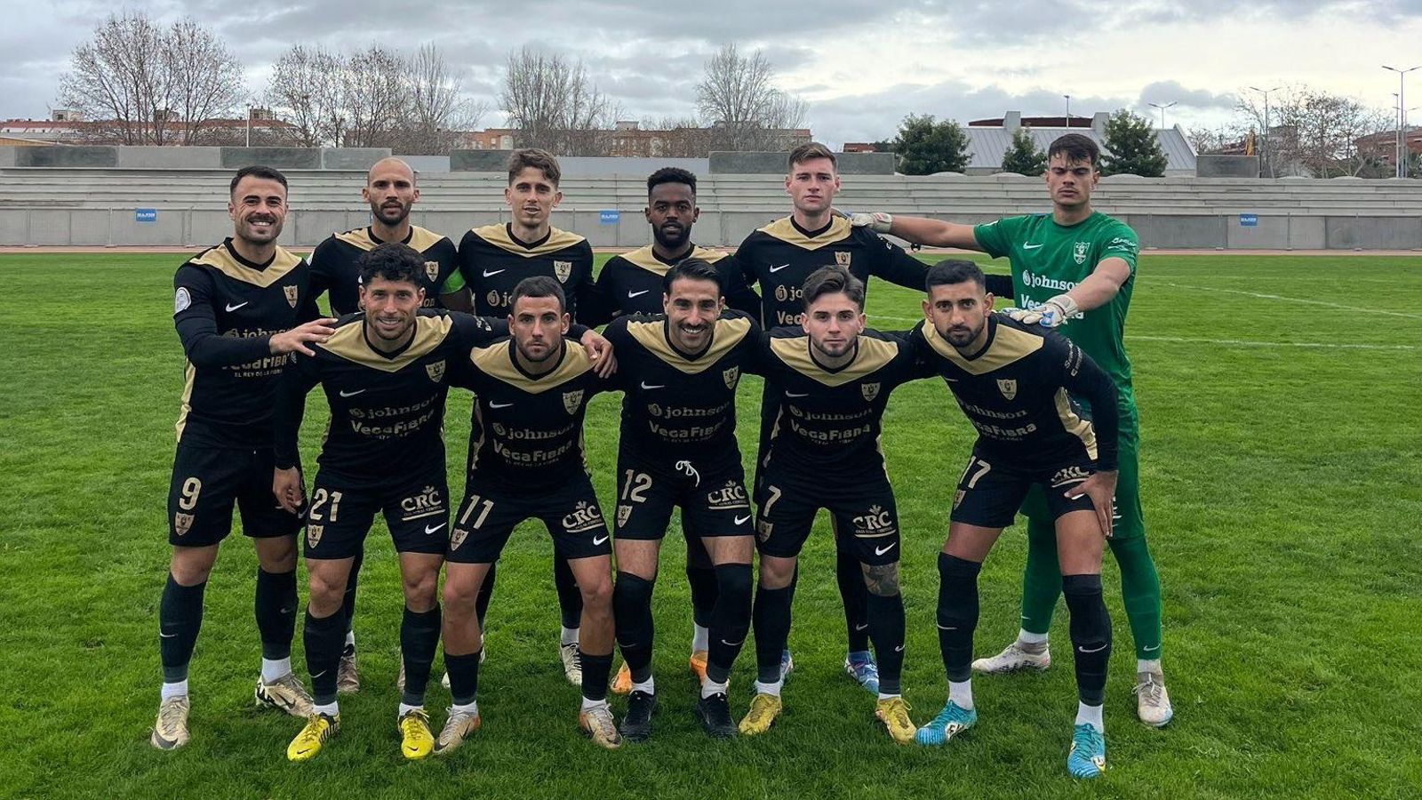 Once del Orihuela CF en el Vicente Sanz ante el Don Benito.