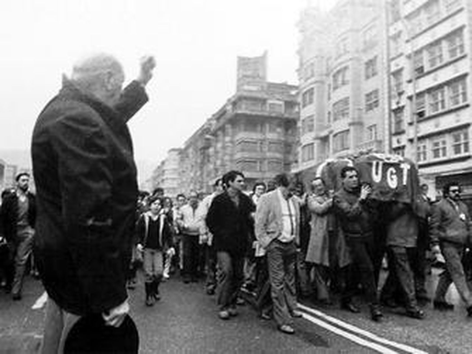 1984ETA asesina en San Sebastián al senador socialista, Enrique Casas