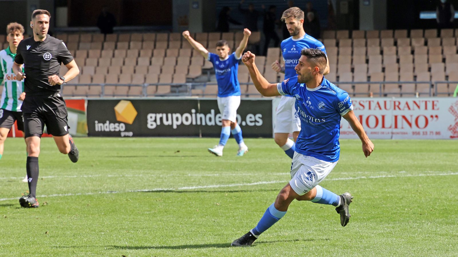 Erik Aguado podría llegar al partido contra el Recreativo Granada.