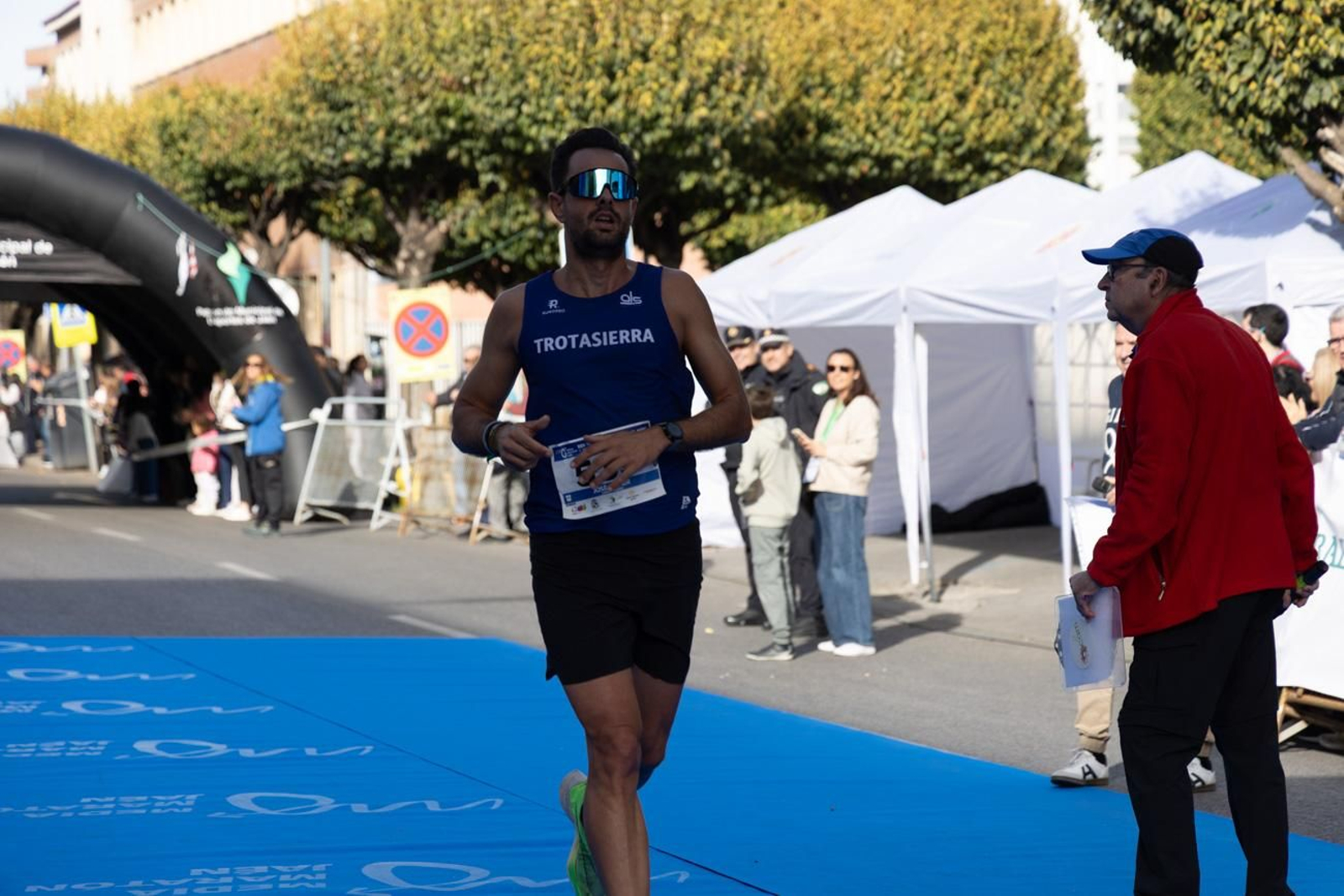 En imágenes: multitudinaria e histórica XXIX Media Maratón 'Ciudad de Jaén' y 10k en memoria de Paco Manzaneda