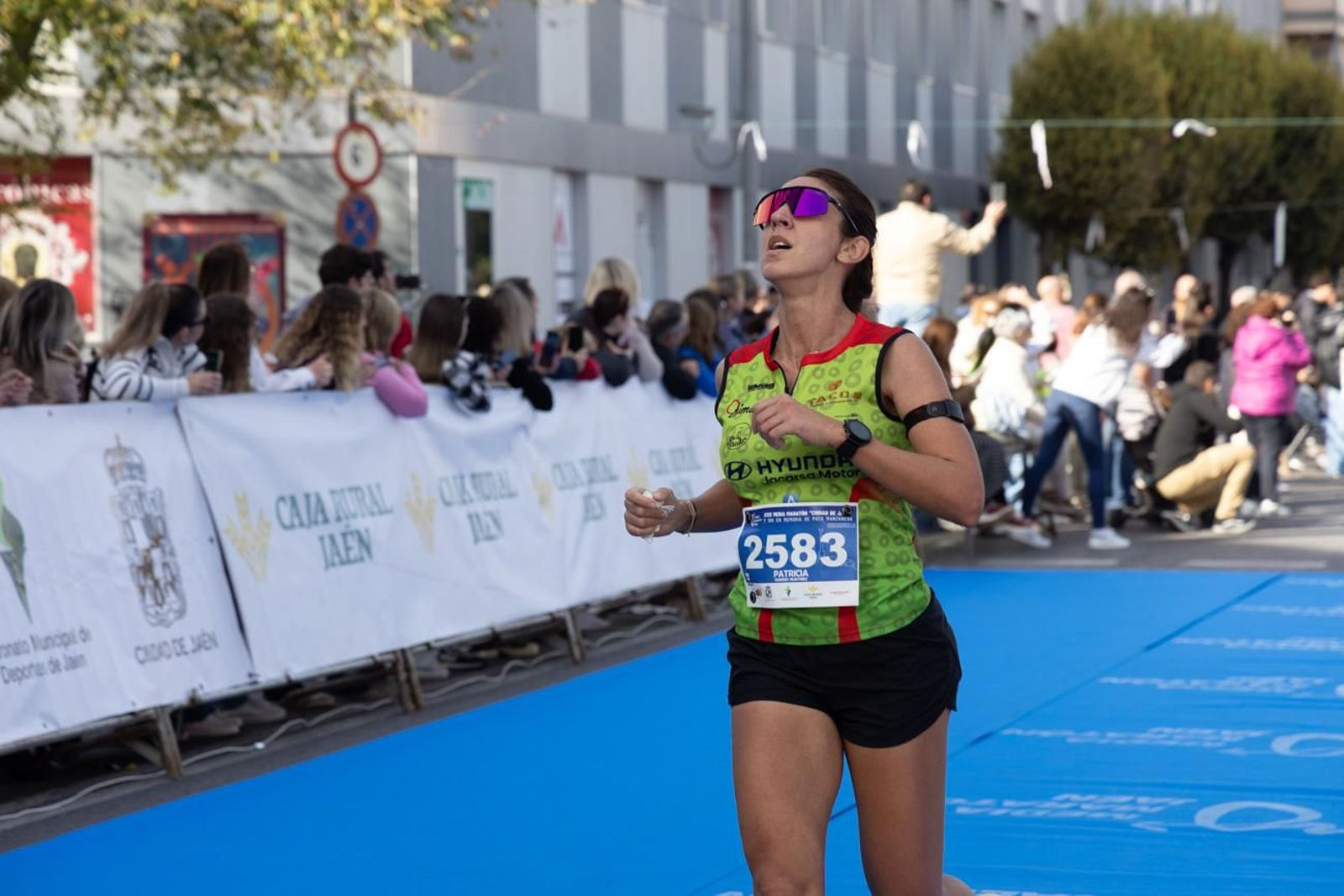 En imágenes: multitudinaria e histórica XXIX Media Maratón 'Ciudad de Jaén' y 10k en memoria de Paco Manzaneda