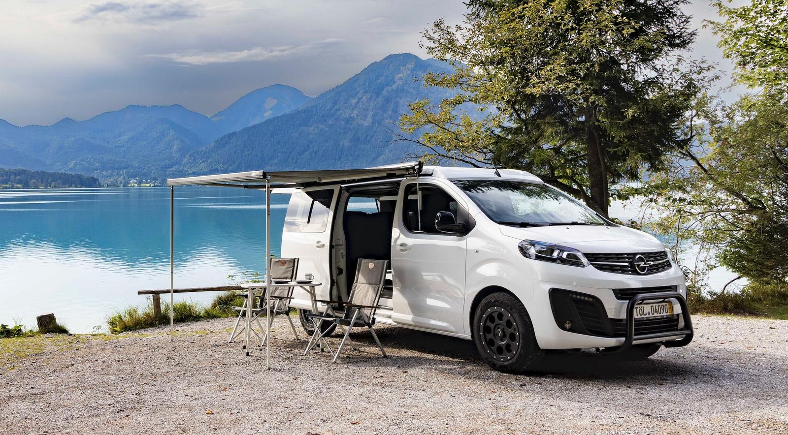 Alpincamper transforma el Opel Vivaro en una camper con dos variantes