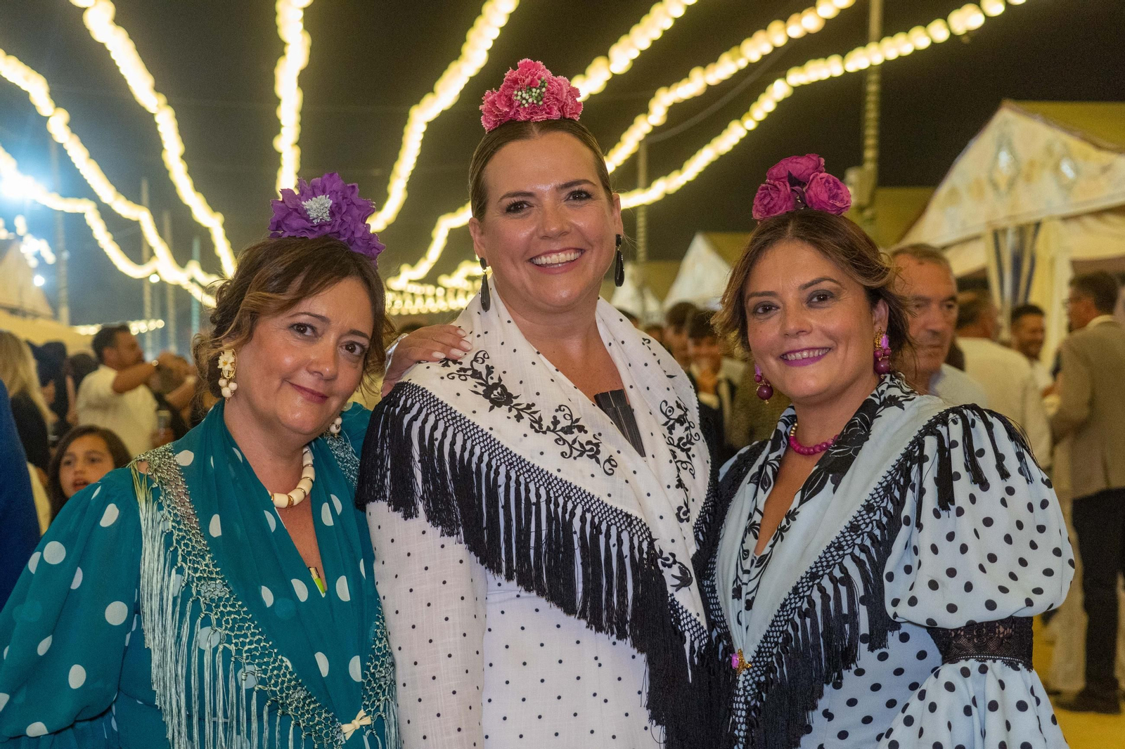 Imágenes del ambiente del ambiente de la noche del sábado en la Feria de Otoño y del Caballo 2025 de Huelva