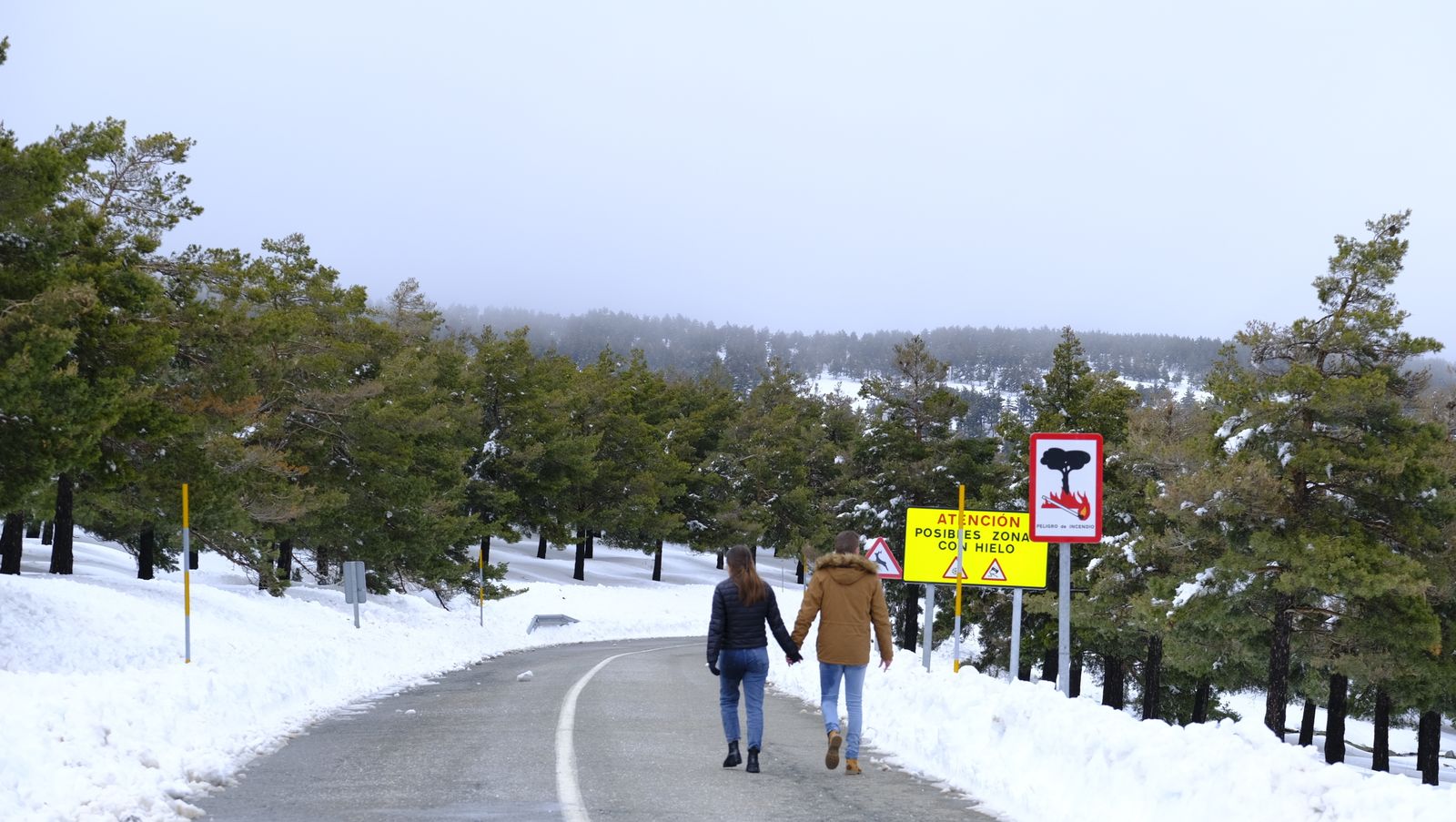 Imágenes del temporal de nieve en la provincia de Almería.