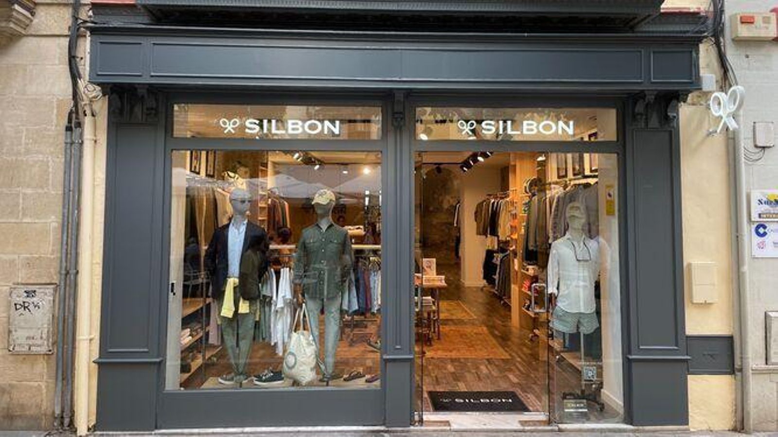 tienda Silbon, ubicada en calle Larga.